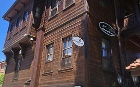 Hanımeli Konağı